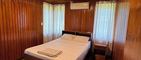 Basic Villa | 1 bedroom, free WiFi, bed sheets