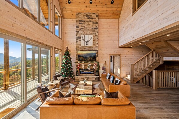 Smart-TV, Kamin, Videospiele, DVD-Player