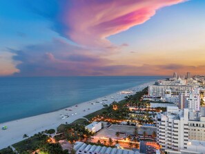 On the beach - 2/2 Direct Ocean at the Setai (Miami Beach)
