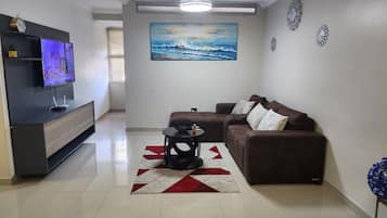 Apartment, 2 Bedrooms, Smoking | Living area