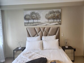 2 bedrooms - A Two-bedroom Holiday Apartment, at the Heart of South Beach Durban (Durban)