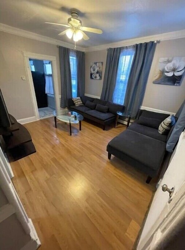 تلفزيون ذكي