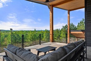 Terrace/patio - Pickleball | Private Heated Pool | Games | Hot Tub (Broken Bow)