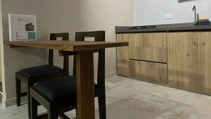 デザイン シングルルーム | 専用キッチン