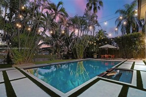 Pool - Spacious Lakeview 3-BR Oasis with Pool & HotTub in Deerfield Beach,FL (Deerfield Beach)