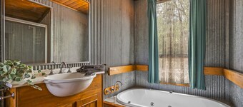 StayAU Lakeview Cottage 2BR Cozy Nature