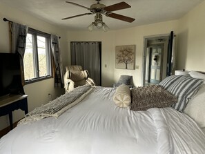 2 bedrooms, iron/ironing board, travel crib, WiFi