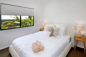 3 quartos, ferros/tábuas de passar roupa, Wi-Fi de cortesia