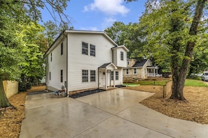 Exterior - 332 judysplaces in Lansdowne, 5BR, 3BA, Brand new construction SFH (Lansdowne)