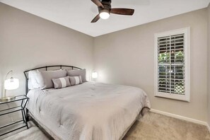 3 Schlafzimmer, Bügeleisen/Bügelbrett, kostenloses WLAN, Bettwäsche