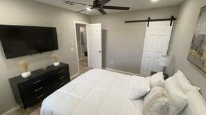 2 bedrooms, iron/ironing board, free WiFi, bed sheets