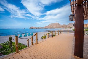 Property grounds - Ocean Breeze 2BR Condo, Beach & Golf! (Ensenada Blanca)