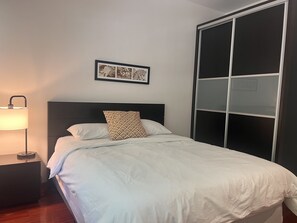 2 chambres, fer et planche à repasser, Wi-Fi, literie fournie