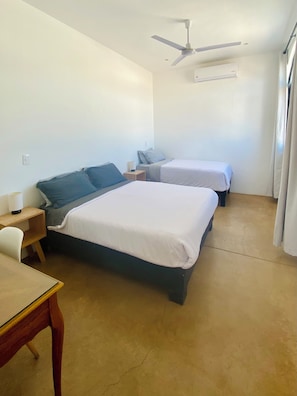 1 habitación, wifi y ropa de cama
