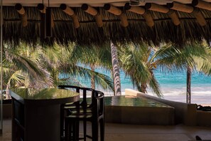 Areca 102 | Terrace/patio - Mar de Coco Beach Front Villas (Barra de Potosi)