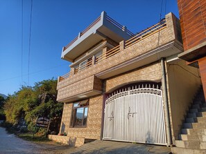 Fachada del alojamiento