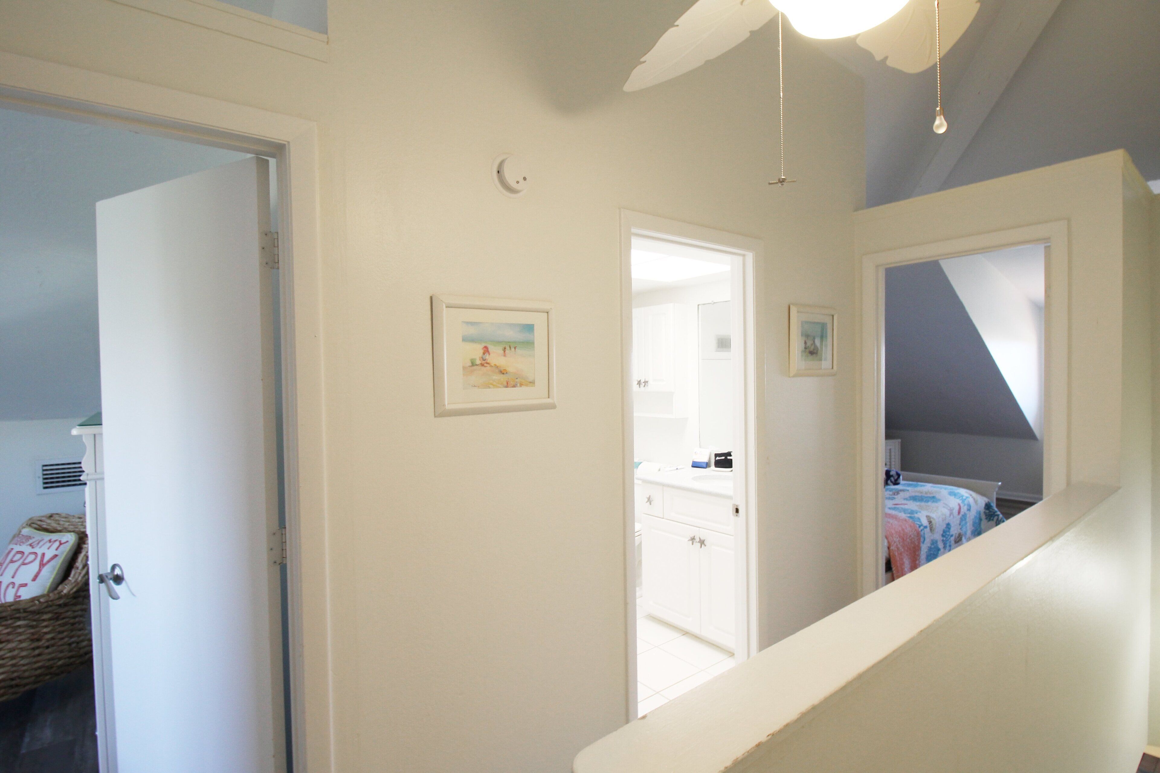 3 bedrooms, iron/ironing board, WiFi (free), bed sheets