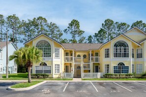 Exterior - Lovely Condo with Pool Near Orlando Disney (Kissimmee)