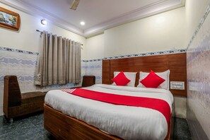 Phòng đôi Deluxe | Bàn, truy cập Internet không dây miễn phí 