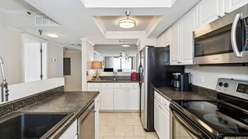 Fridge, microwave, dishwasher, coffee/tea maker