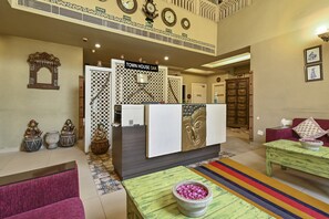 Reception - Townhouse 996 Hotel Dev Villas (Jaipur)