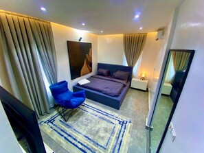 2 Schlafzimmer, Schreibtisch, WLAN, Bettwäsche