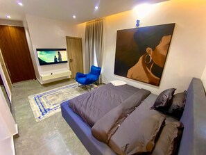 2 Schlafzimmer, Schreibtisch, WLAN, Bettwäsche