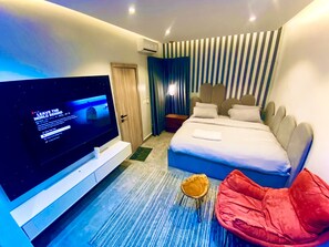 2 slaapkamers, een bureau, wifi, beddengoed