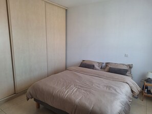 3 bedrooms, Internet - Proche de la mer Villa Avec Piscine Dans Village Idéal Pour les Familles (Mauguio)