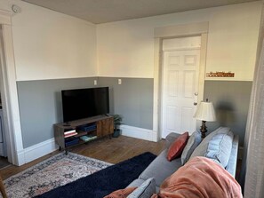 Televisión, oficina