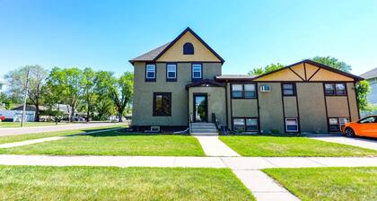 Cozy Stay Near NDSU and Downtown Fargo
