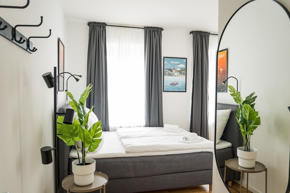 1 Schlafzimmer, Schreibtisch, Bügeleisen/Bügelbrett, WLAN