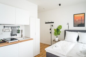 1 chambre, bureau, fer et planche à repasser, Wi-Fi