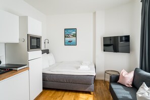 1 bedroom, desk, iron/ironing board, WiFi - Homaris Apartments Schlüterstraße (Berlin)