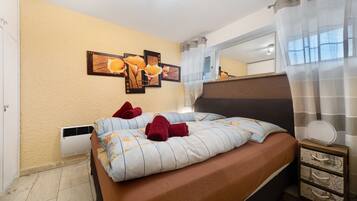 1 Schlafzimmer, Bügeleisen/Bügelbrett, kostenloses WLAN, Bettwäsche