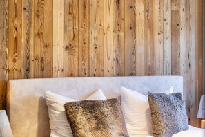 2 bedrooms, free WiFi, bed sheets - Apartment 'Haus Berwang Bauernhaus' with Mountain View, Private Terrace and Wi-Fi (Berwang)