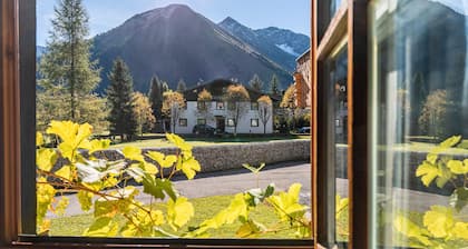 Apartment 'Haus Berwang Bauernhaus' with Mountain View, Private Terrace and Wi-Fi
