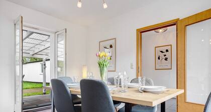 Ferienhaus 'Dümmerliebe Am See' mit privater Terrasse, privatem Garten und WLAN
