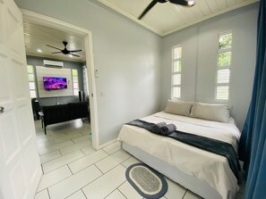 2 chambres, fer et planche à repasser, lit parapluie, Wi-Fi gratuit