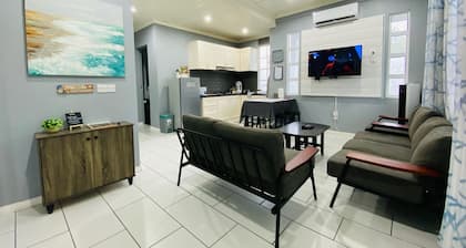 Grace Guesthouse , 2BR Cabin with River & Mountain Views