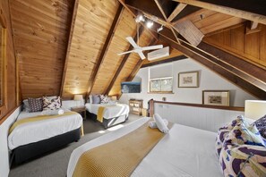 4 habitaciones, tabla de planchar con plancha, wifi y ropa de cama 