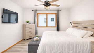 3 bedrooms, iron/ironing board, WiFi, bed sheets