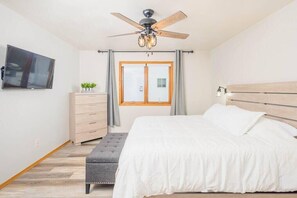 3 dormitorios, tabla de planchar con plancha, wifi y ropa de cama