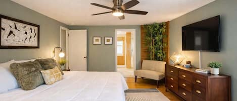 3 Schlafzimmer, Schreibtisch, Bügeleisen/Bügelbrett, WLAN