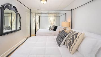 4 soverom, strykejern/-brett, wi-fi og sengetøy