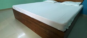 Goroomgo Moonlight Stay Jodhpur