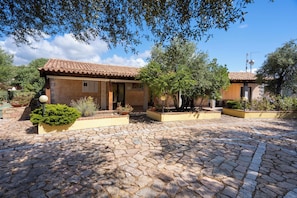 Exterior - Il borgo di Badesi (Badesi)