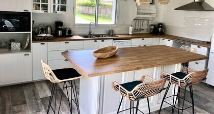 "Louisiane" Maison Neuve avec piscine proche de La rochelle pour 6 personnes