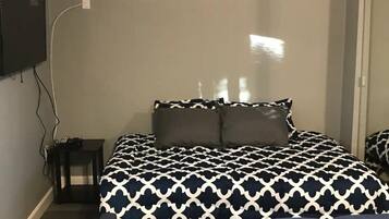 1 bedroom, WiFi, bed sheets