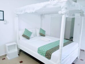 Deluxe Studio | Individually decorated, individually furnished, free WiFi